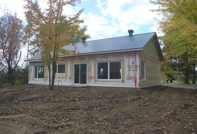 Petite maison écoénergétique - McClure Construction