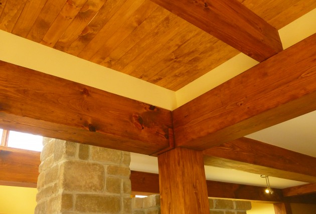 Poutres Massives / Timber Frame - McClure Construction